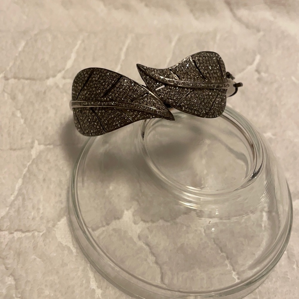 Diamond Silver Leaf Pattern Bracelet - image 5